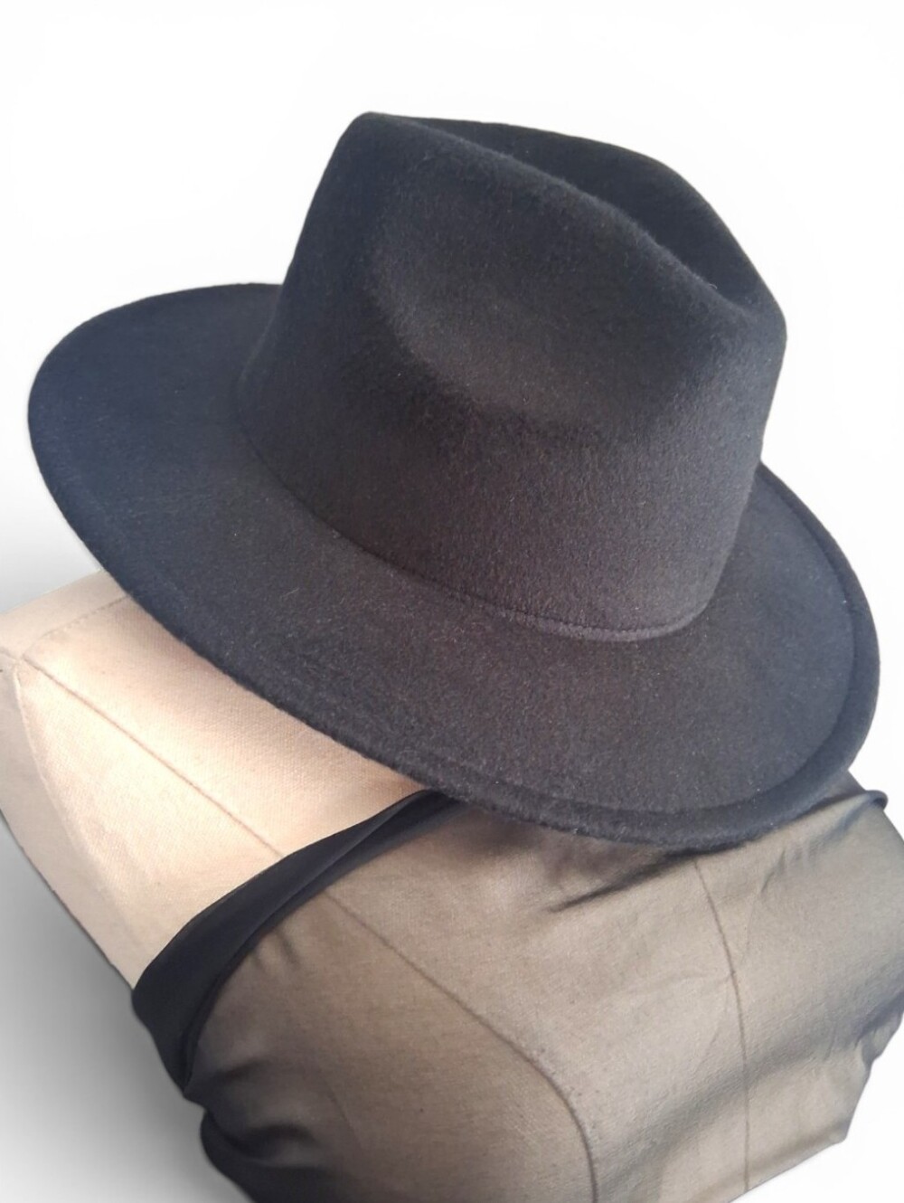 Universal Thread Classic Black Fedora Wide Brim Hat